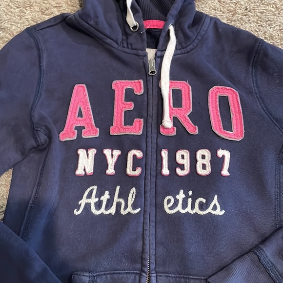 AERO Navy sweater - Picture 2 of 4